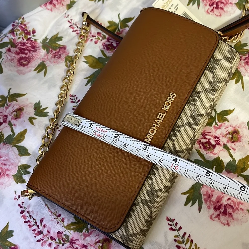 🤎Michael Kors 🤎Large Wallet on a Chain/Brown - Picture 15 of 16